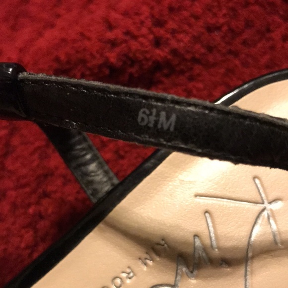 Kim by Kim Rogers sandals EUC size 6.5M lightweight small wedge - Picture 7 of 8